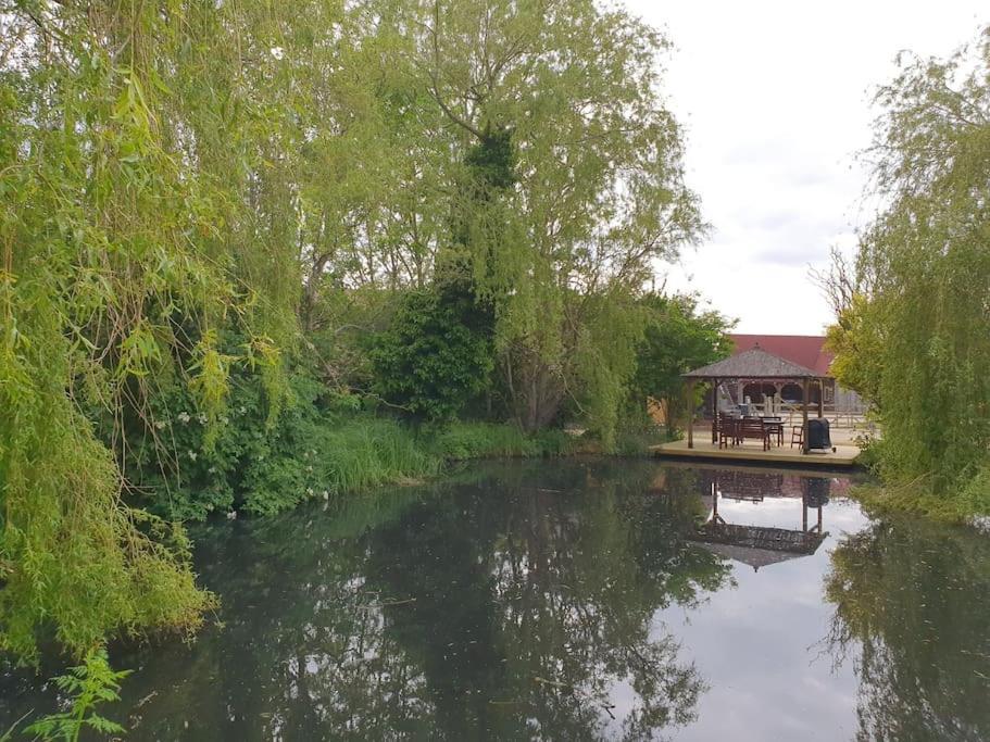 Pondside Barn Villa Long Wittenham Exteriör bild